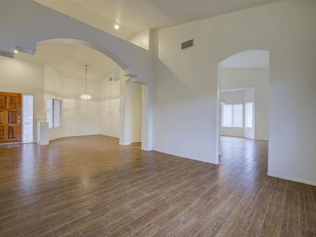 Building Photo - Spacious 4-Bedroom Home with Open Layout & Large Backyard