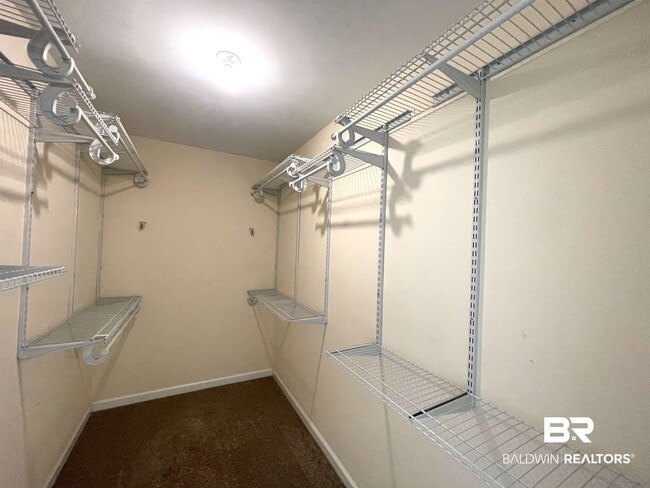 Building Photo - 15142 Marem Dr