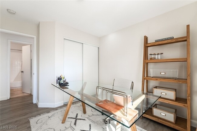 Building Photo - 2717 Lovington Dr