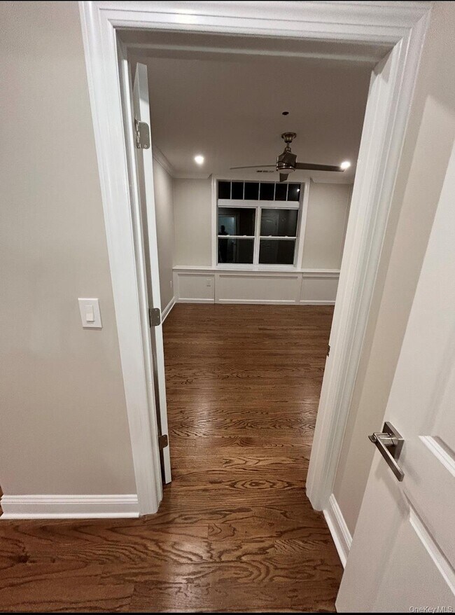 Building Photo - 3302 Leeward Dr