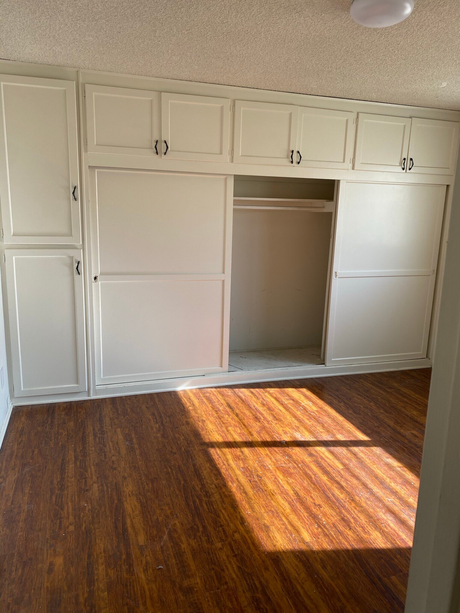 Master Suite BR1 - 943 19th St