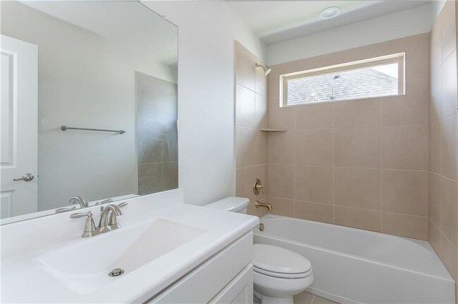 Building Photo - 14800 Kemps Landing