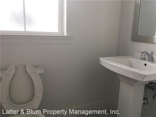 Building Photo - 2 br, 1 bath House - 2607 Marais Street