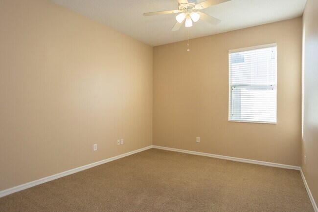 Building Photo - 2302 Abey Blanco Dr