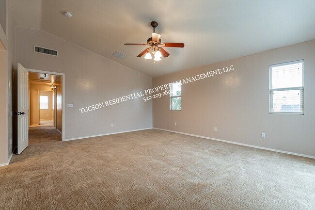 Building Photo - 7661 S Freshwater Pearl Dr