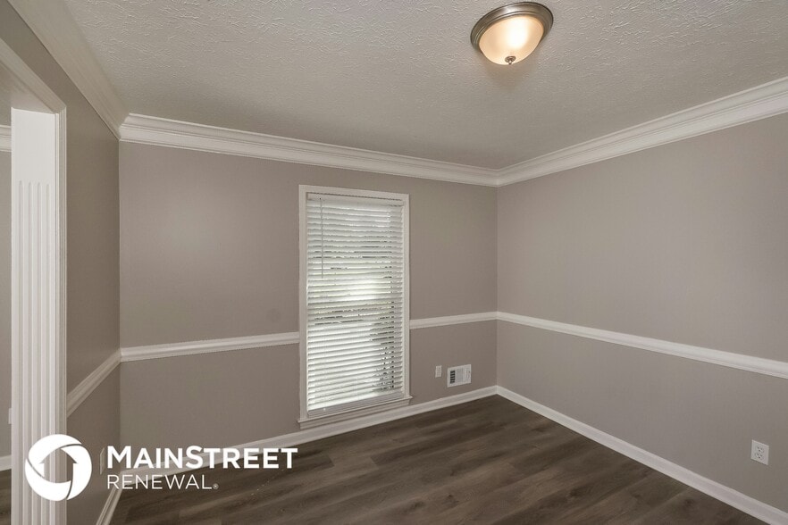 Building Photo - 9000 Willowwood Way