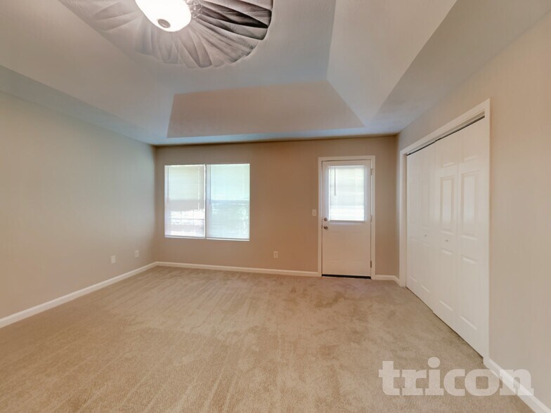 Building Photo - 613 Everlasting Way