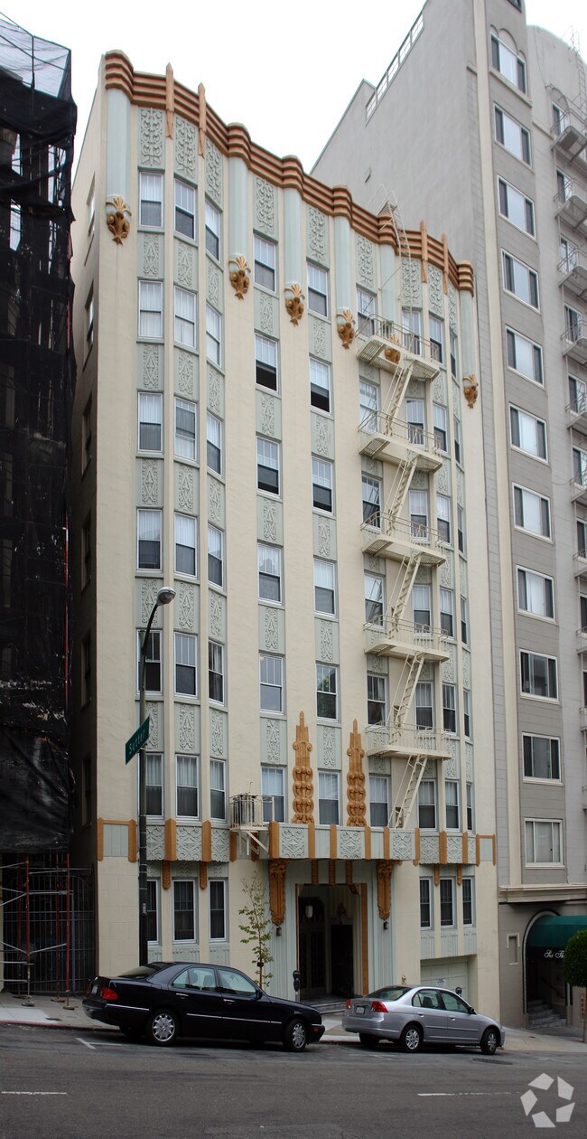 Primary Photo - 640 Mason St