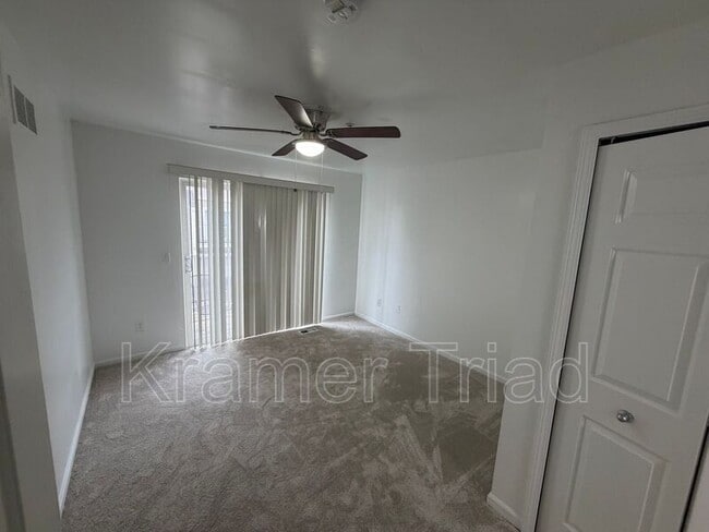 Building Photo - 1152 Faulkner