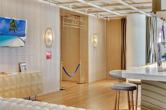 Building Photo - 6899 Collins Ave