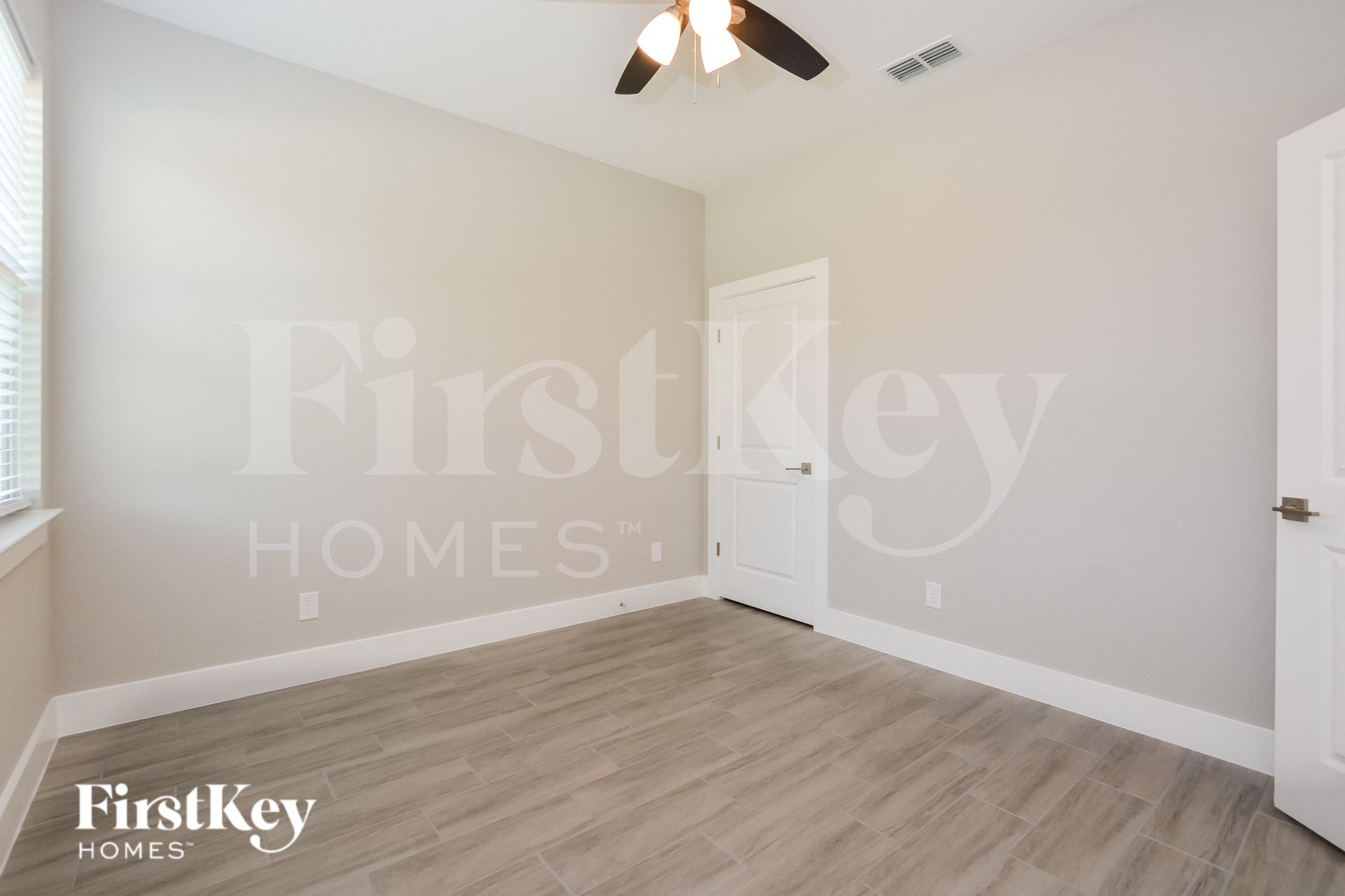 Building Photo - 1521 Eloise Ct