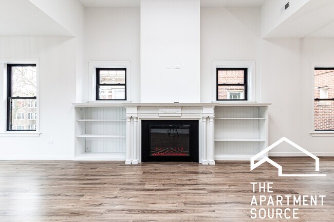 Building Photo - 1426 W Jonquil Terrace