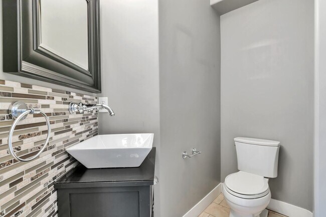 Building Photo - Unique 2 Story Home w attached 2 car