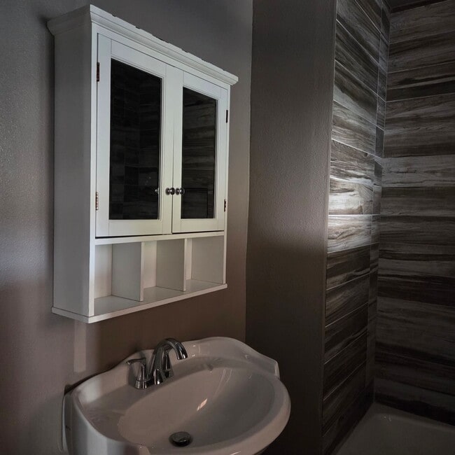 Building Photo - 4737 Dozier St