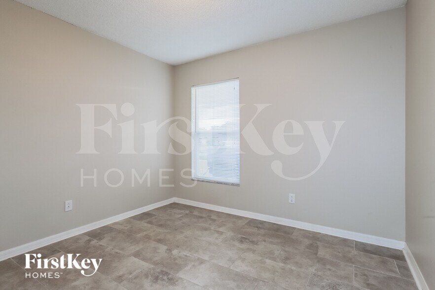 Building Photo - 10519 Walker Vista Dr