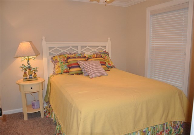 another view of 2nd bedroom - 26 Atlantic Ave