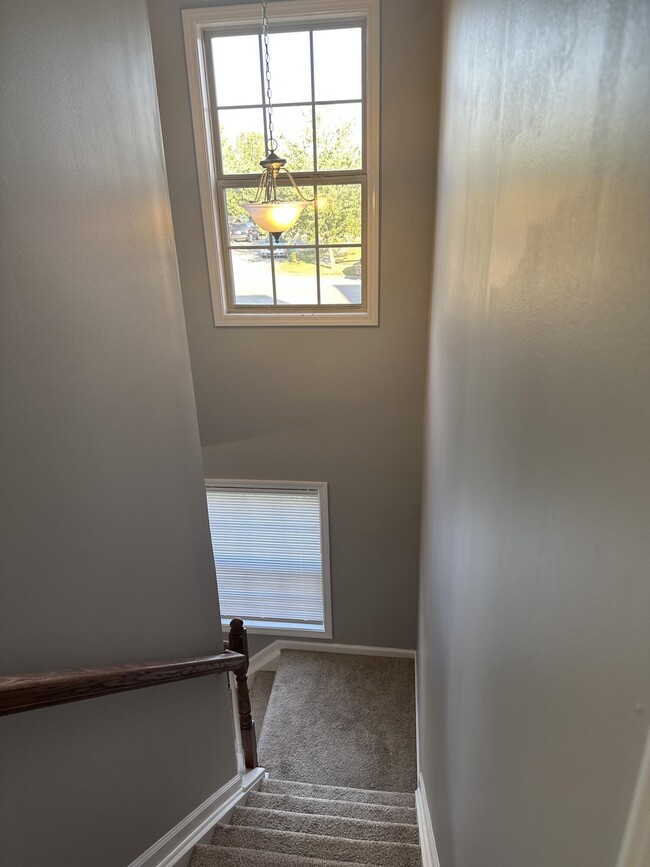 Building Photo - 2512 Rockaway Pl
