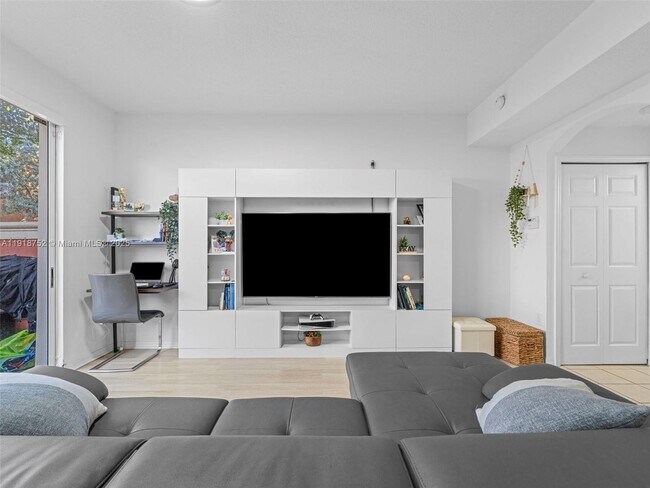 Building Photo - 11411 NW 60th St