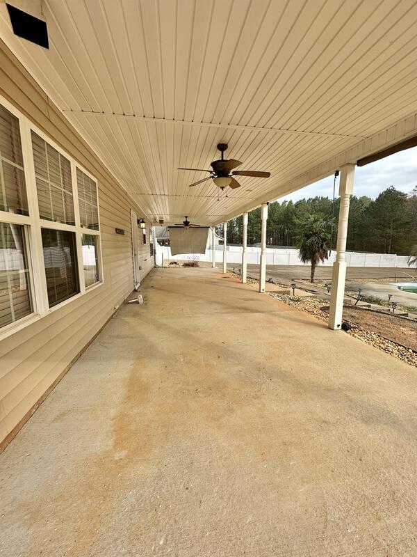 Building Photo - 224 Calli Ct