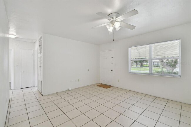 Building Photo - 3808 S Grady Ave