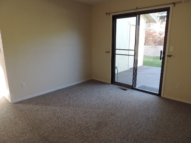 Building Photo - 3375 Bowie Rd