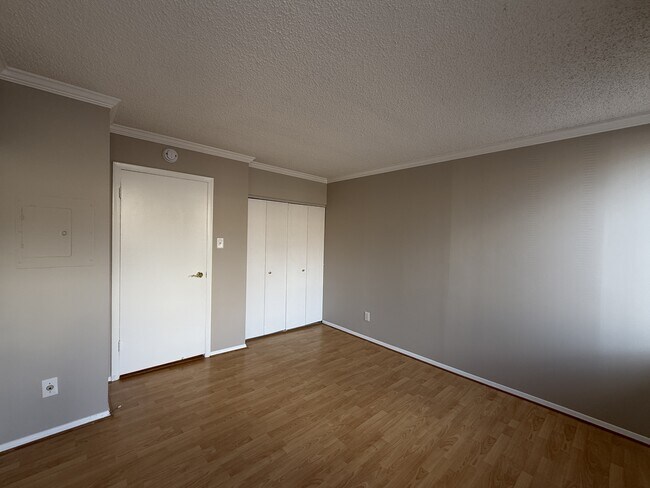 Building Photo - 1245 13th St NW