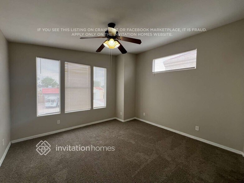 Building Photo - 5852 E Norwood St