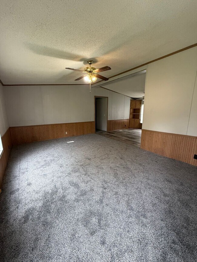 Building Photo - Spacious Country Living in Haysville Kansas