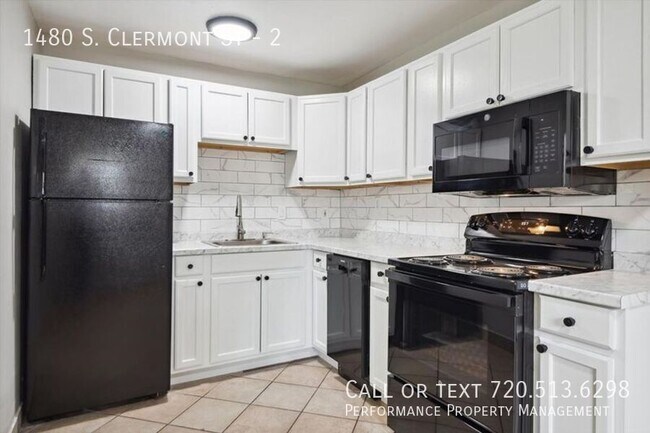 Building Photo - 1480 S Clermont St