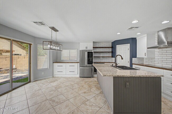 Building Photo - 6774 E Four Peaks Way
