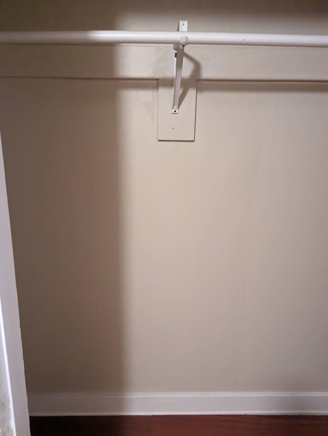 Building Photo - 522 E Lemon Ave