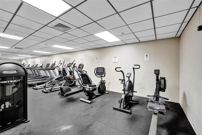 Building Photo - 1201 S Ocean Dr