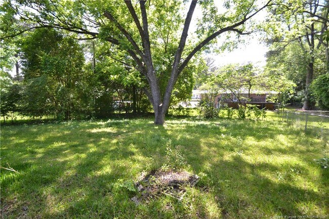 Building Photo - 5131 Lundy Dr