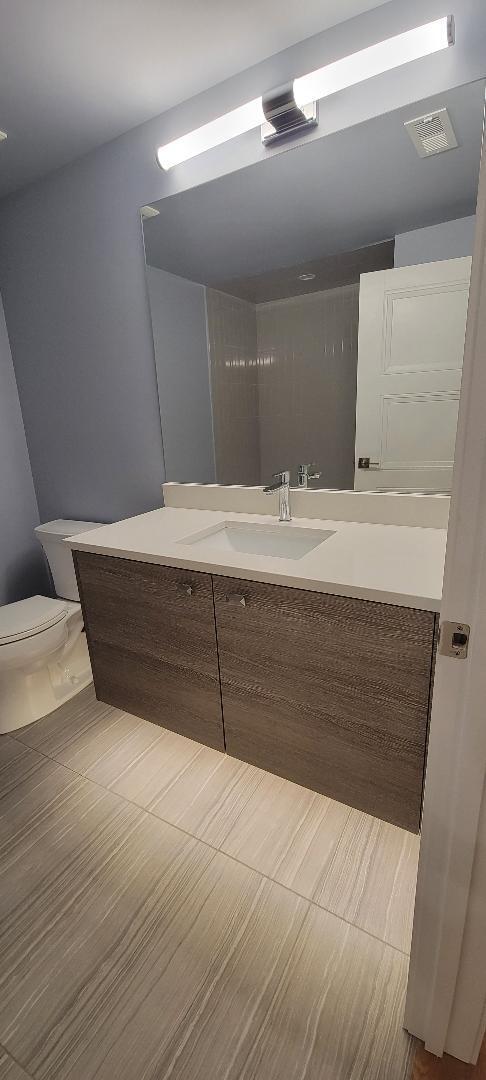 Building Photo - 2145 S Halsted St