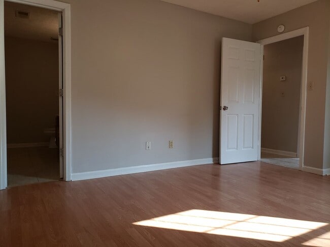 Building Photo - Garden Villa Estates