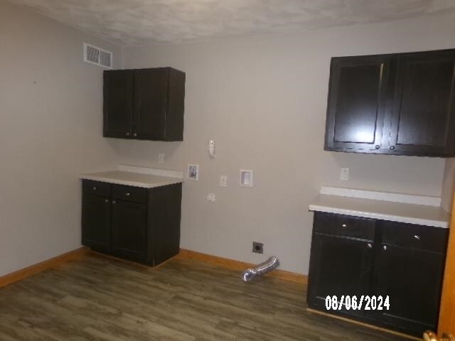 Building Photo - 830 Sherwood Dr NE