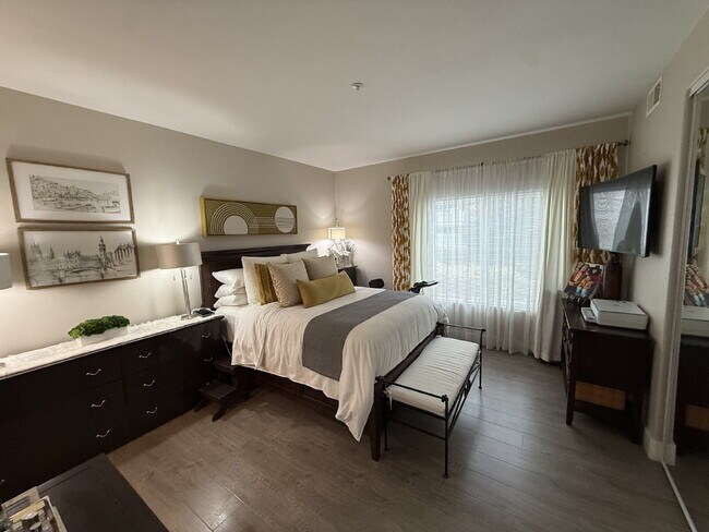 Building Photo - Beautiful 1 Bed/1.25 Bath Spacious Condo in Perfect San Ramon Location