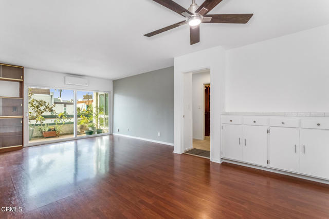 Building Photo - 355 S Los Robles Ave