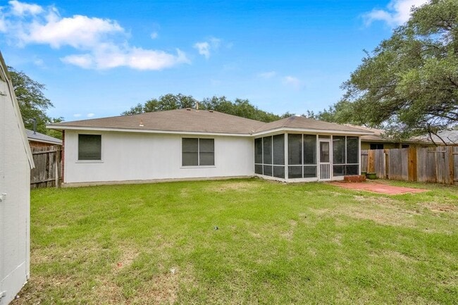 Building Photo - 17405 Bottle Springs Ln