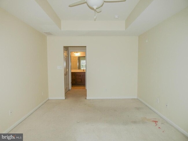 Building Photo - 2105 Lexington Mews