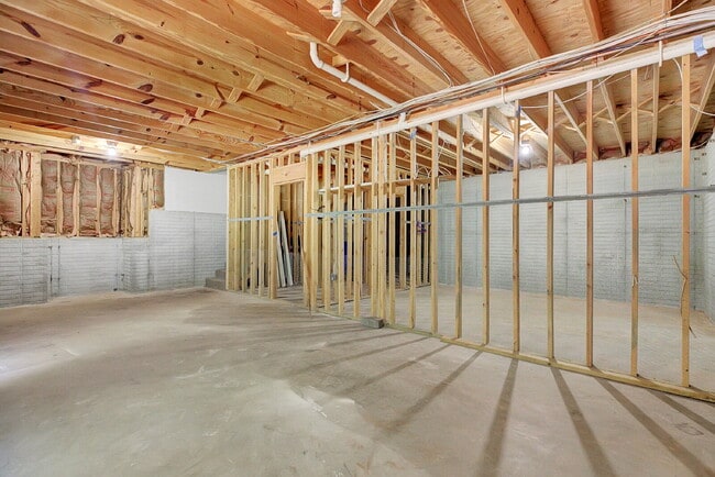 Building Photo - 75 Rock Mill Ct