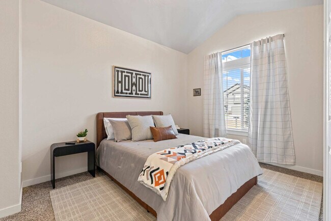 Building Photo - 3173 S Mystic Seaport Ave