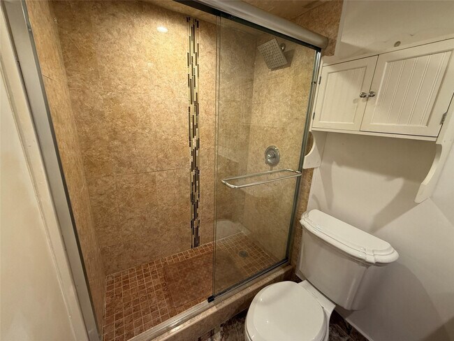 Building Photo - 7600 NW 4th Pl