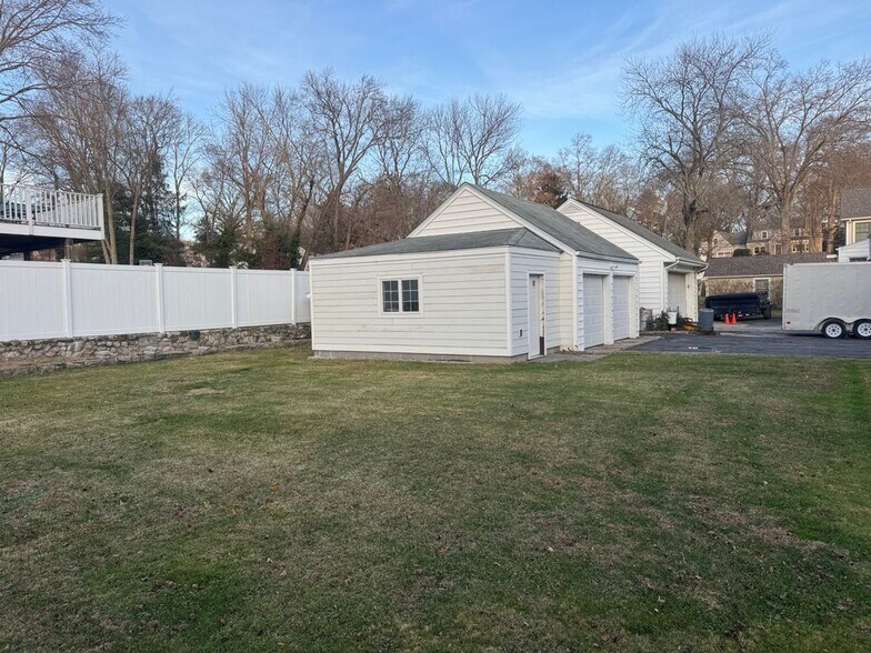 Building Photo - 73 Turner Rd