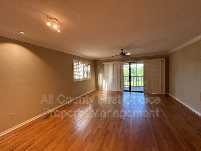 Building Photo - 9650 Tara Cay Ct