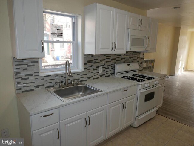 Building Photo - 4033 Filbert St