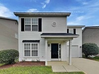 Building Photo - 716 Raindrops Rd