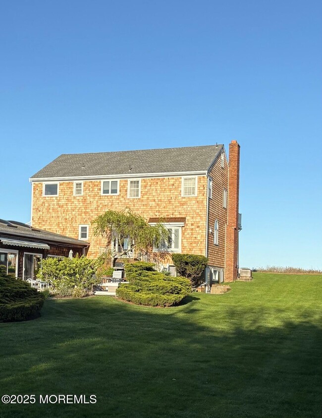 Building Photo - 609 Ocean Ave