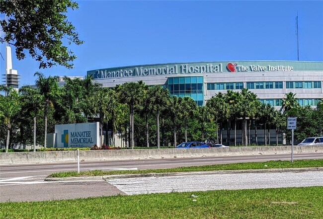 Building Photo - 3963 Lake Bayshore Dr