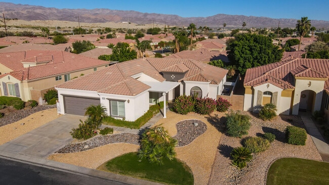 Primary Photo - 42222 Revere St